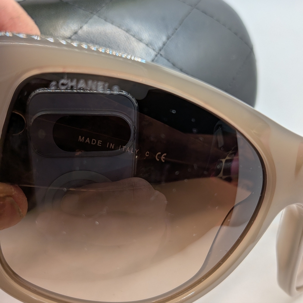 CHANEL Brown Gradient Oversized Square Sunglasses - Picture 8 of 10